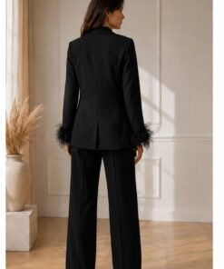 Alternative view of Veste Blazer Noire à Poignets Plumes
