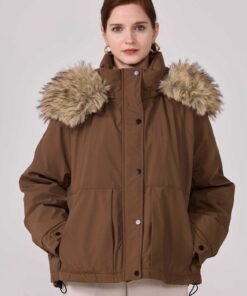 Parka courte oversize à capuche fourrure