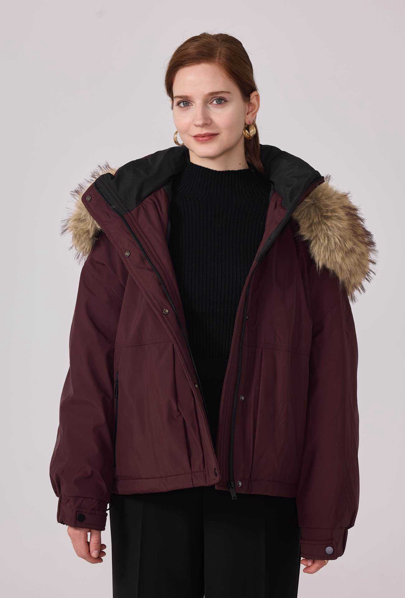 Parka courte oversize à capuche fourrure – Image 3